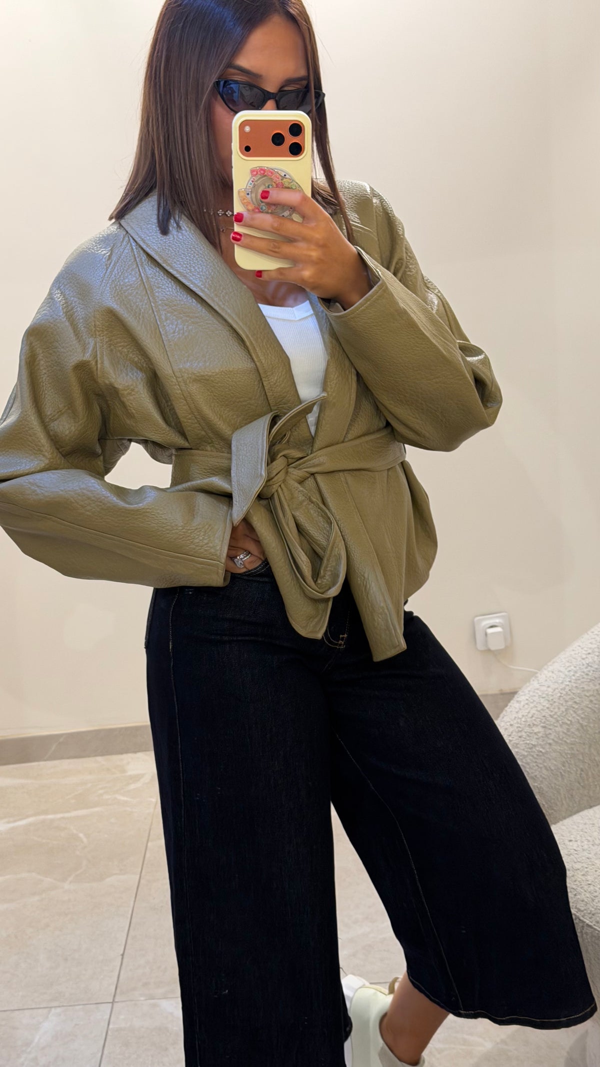 VESTE CUIR KAKI ET NOIR