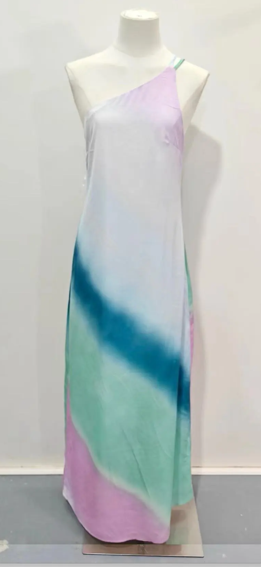 ROBE COLORÉ