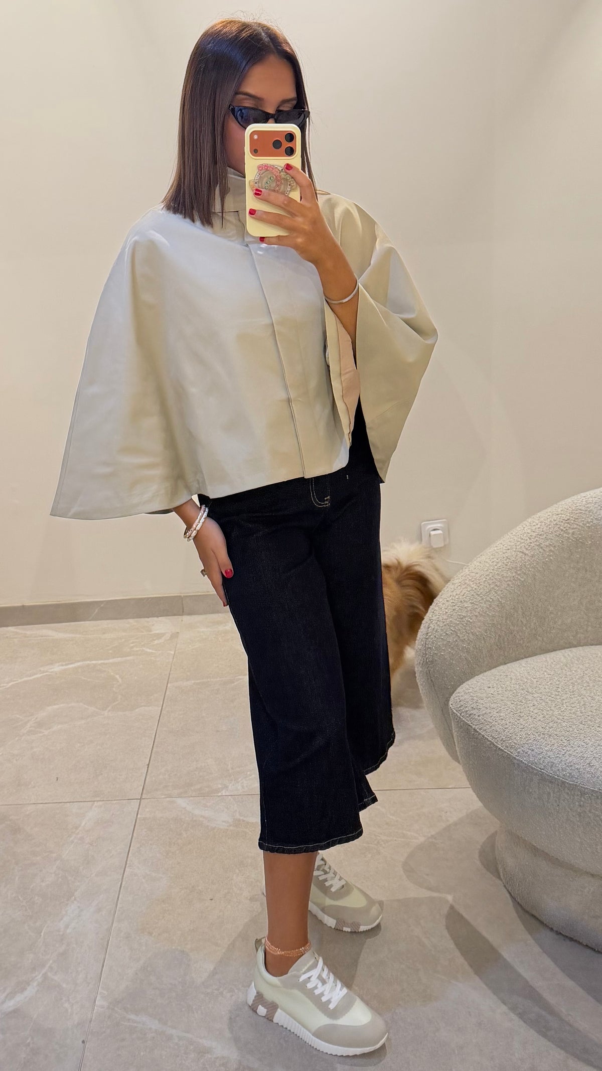 CAPE BEIGE